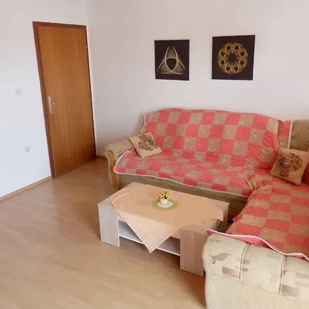 Two-bedroom In Vi 公寓 *