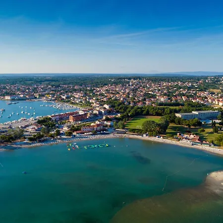 Appartement Two-bedroom In Vi