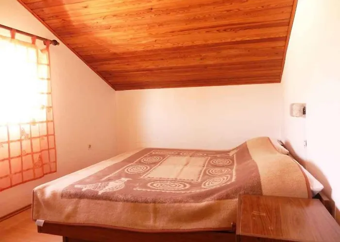 Appartement Two-bedroom In Vi *