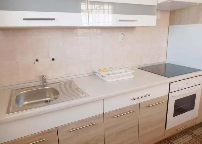 Two-bedroom In Vi Appartement Medulin